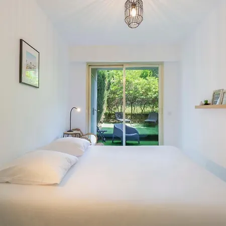 Apartment We ! Exceptional 4 Center Swimming Pool